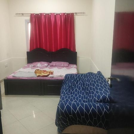 Furnished Apartment Dubai Exterior photo